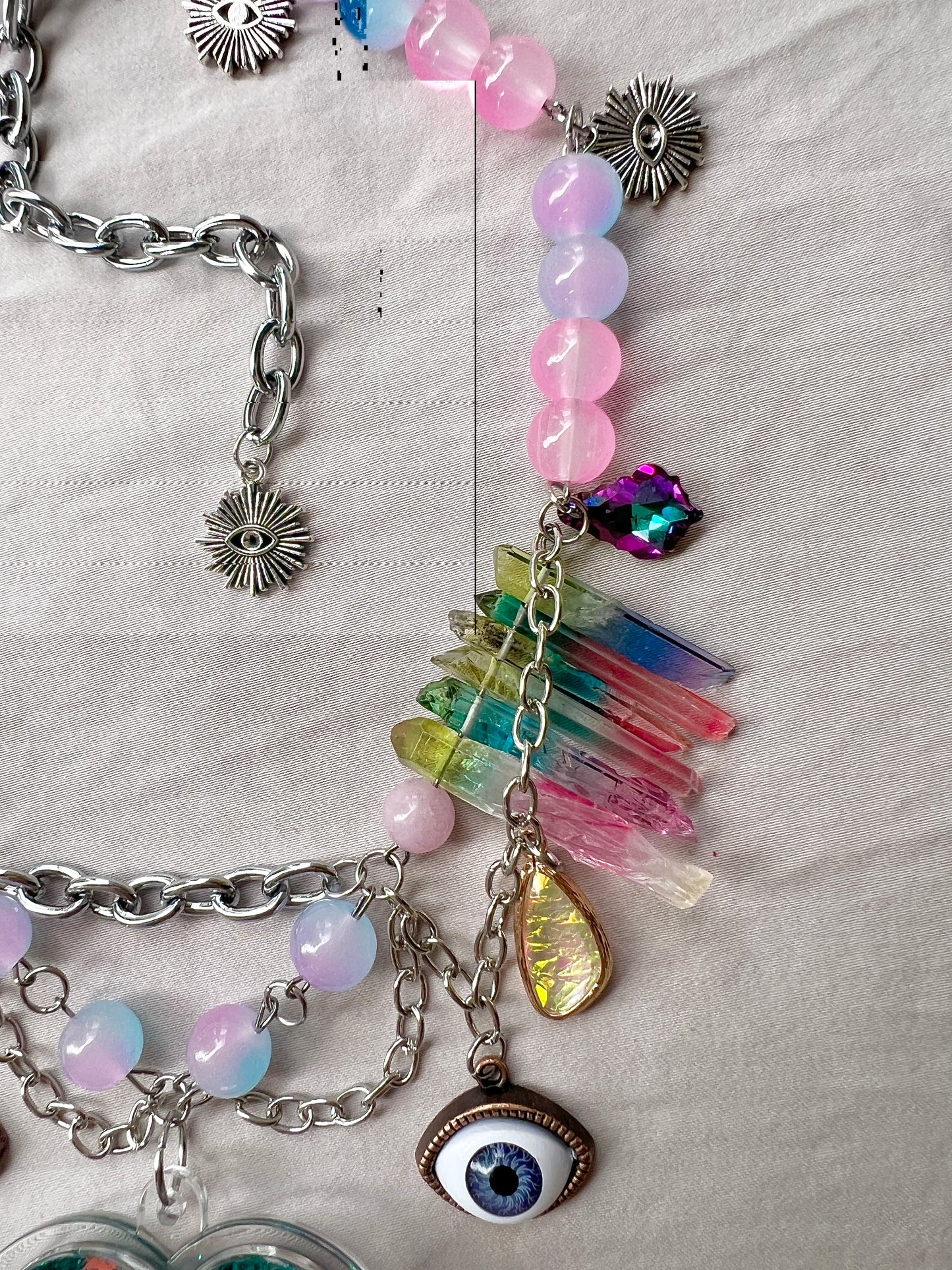 Night Eyes Fantasy Chain