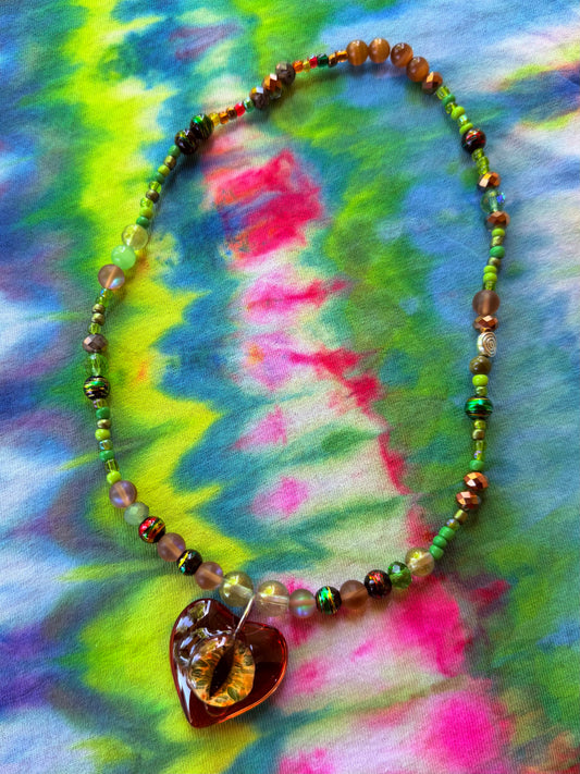 Forest Creature - Dragon Eye Heart Stretch Necklace