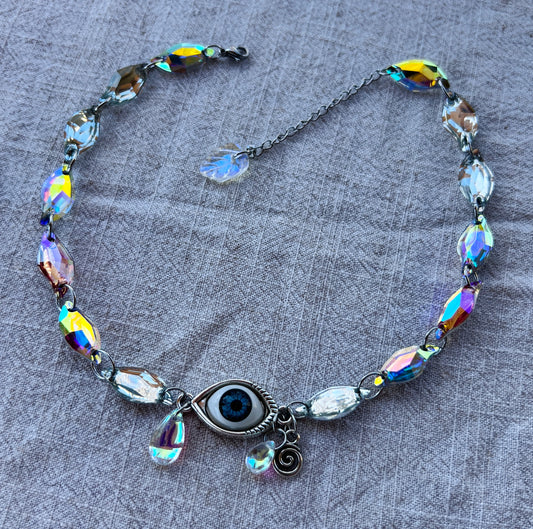 Fairy Frolicking - Resin Crystal Third Eye Choker