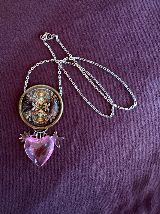 Pendant on 18 inch chain
