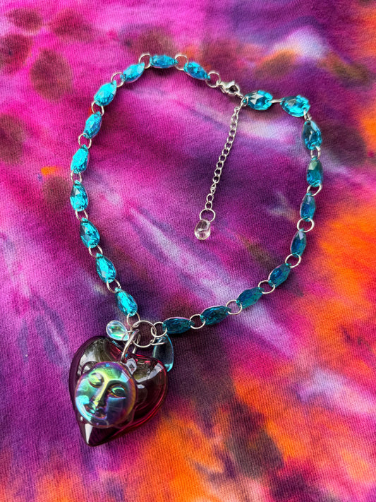Hopeless Wanderer - Glass Aura Heart Crystal Choker